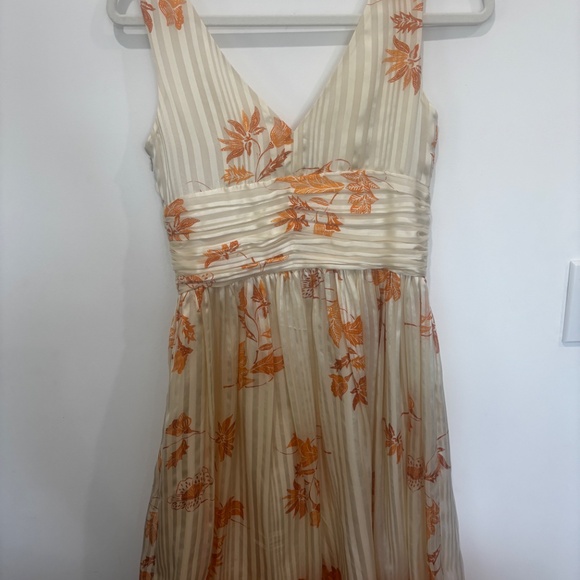 Laundry by Shelli Segal • Silk Sleeveless Dress • Size 2 • Cream & Orange - Picture 4 of 4